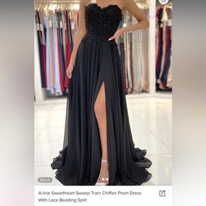 Stacees, Black strapless A-line prom dress (Brand new, unworn)